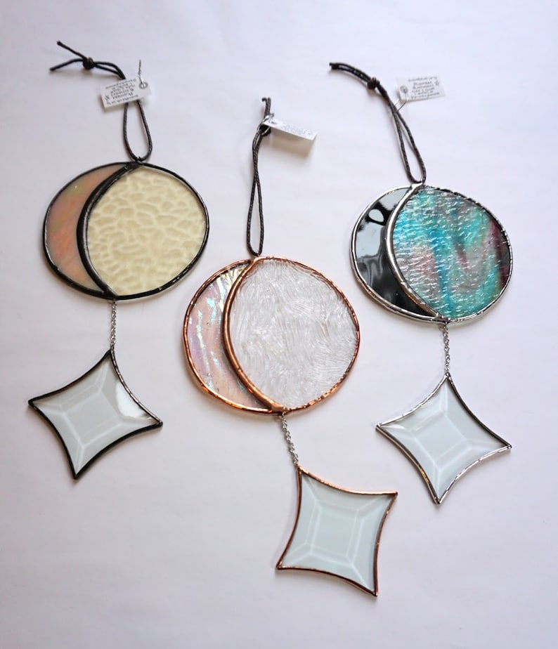 Moon Catcher in Light Phase