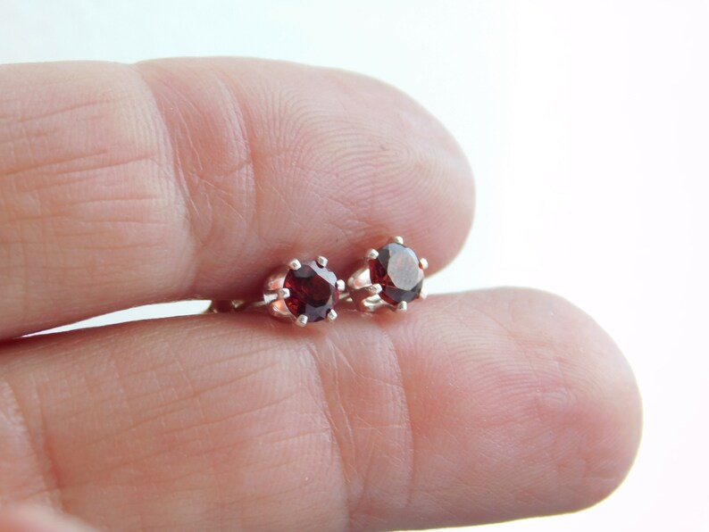 second earrings Natural red garnet earrings 142 4mm sterling silver 0.925 January birthstone earrings