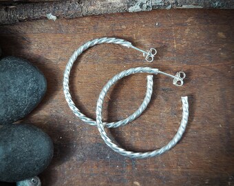 Large minimalist hoop earrings, twisted wire, recycled sterling silver. 39mm. 1.5 inch hoops. Rope earrings. Handmade in Canada. 162