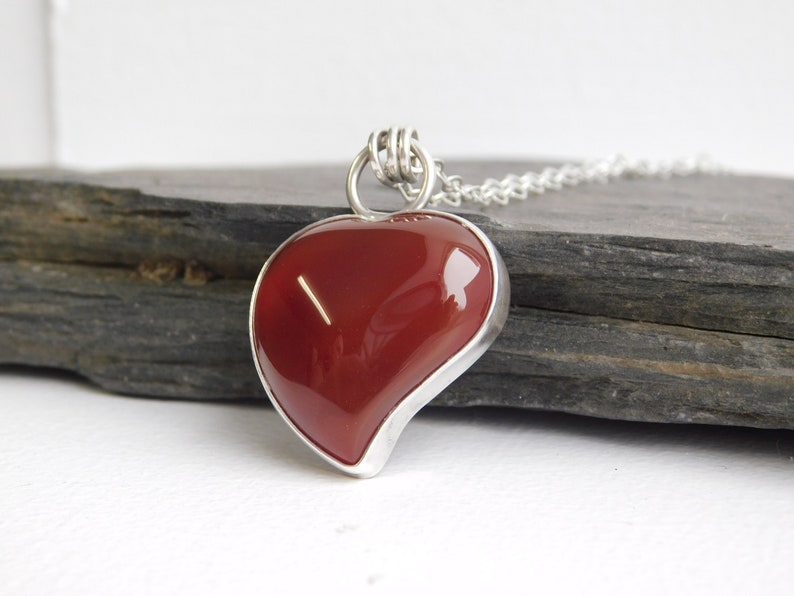 104 Carnelian Heart pendant necklace Valentine/'s day necklace 0.925 sterling silver