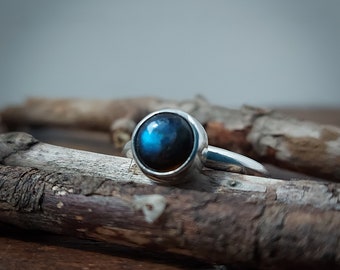 Size 9.5 - Minimalist Labradorite ring. 3mm wide. Recycled Sterling. Made in Canada. Something blue. 127