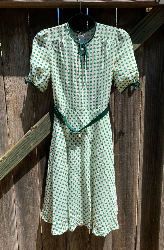 Mod Green Heart Dress 1960s