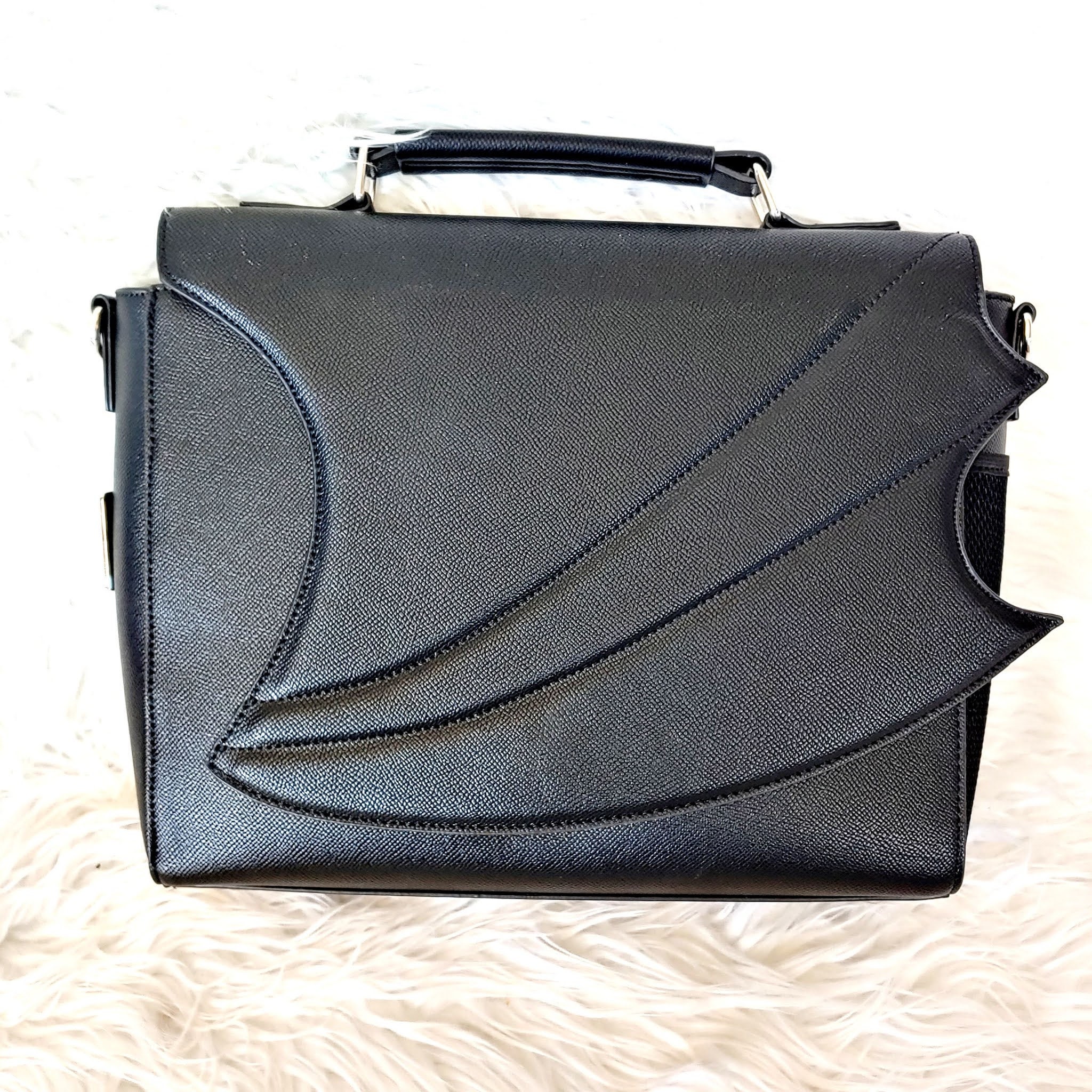 Dragon Wing Ita Bag Black