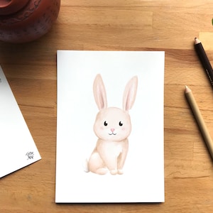 Illustration de Lapin sur affichette 5 x 7  sur carton dont le verso est une carte postale, pouvant servir de décor ou pour correspondre