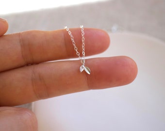 Winzige CZ Blatt Sterling Silber Halskette
