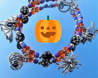 Bransoletka z zawieszkami na Halloween Bransoletka z zawieszkami na jesień Biżuteria na Halloween Urok dyni Urok pająka Urok czarownicy Urok nietoperza Urok ducha Bransoletka z zawieszkami na Halloween