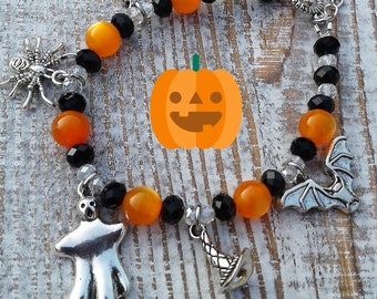 Bransoletka z zawieszkami na Halloween Bransoletka z zawieszkami na jesień Biżuteria na Halloween Urok dyni Urok pająka Urok czarownicy Urok nietoperza Urok ducha Bransoletka z zawieszkami na Halloween