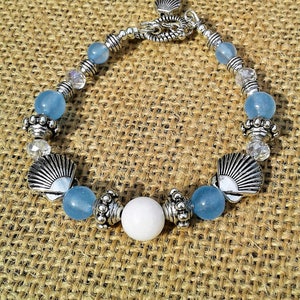 Beach Bracelet, Brazilian Aquamarine Bracelet, Clam Shell Charm, Natural Blue Chalcedony Gemstone, Tridacna Gemstone, Nautical Sea Life