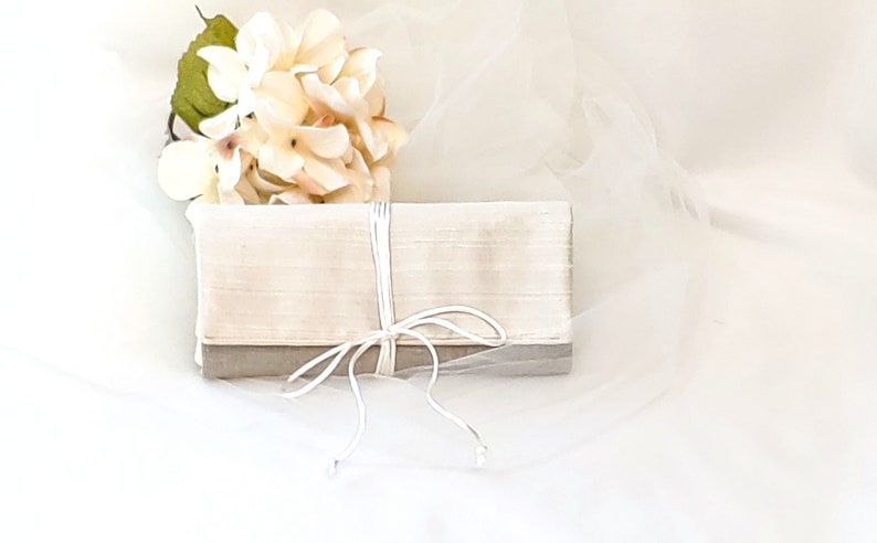 Travel Jewelry RollSilk Jewelry Roll Gift for HerUnique Bridesmaid GiftOrganizer Jewelry Roll Storage Jewelry RollJewelry Store Pouch