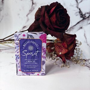 Blooming Spirit Oracle Deck – Outil de divination | Fleurs aquarelles peintes à la main |  Signification intuitive des cartes