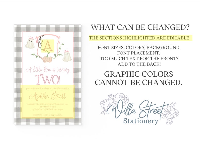 Pu&ograve; includere: Un invito di compleanno personalizzato con un bordo a scacchi grigio e bianco. L'invito presenta una zucca, dei fantasmi e il testo "A Little Boo is turning TWO!" con sezioni modificabili evidenziate in giallo.