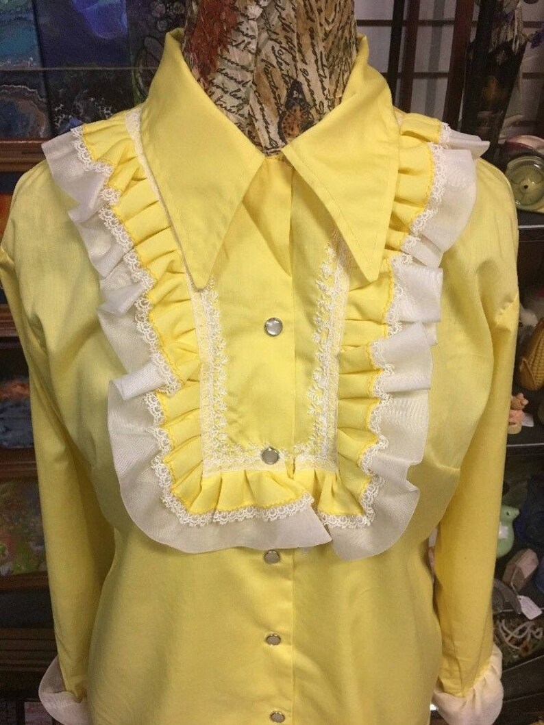 Woman/'s Western Shirt Retro Hipster Rockabilly 1960-70 Vintage Blouse Ruffles Lace Vintage Western size 38 Horse Wear Hick H Bar C