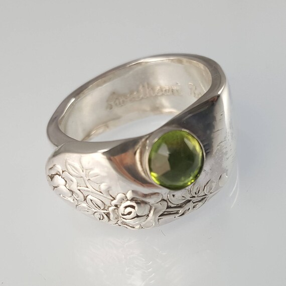 gift ring for girlfriend