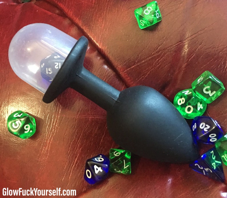 D20 twerk-o-matic booty dice butt plug Mature adult role play D&D gamer table top rpg tail silicone party toy adhd fidget sexy nerd image 6