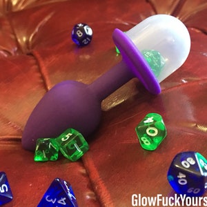 D20 twerk-o-matic booty dice butt plug Mature adult role play D&D gamer table top rpg tail silicone party toy adhd fidget sexy nerd image 5