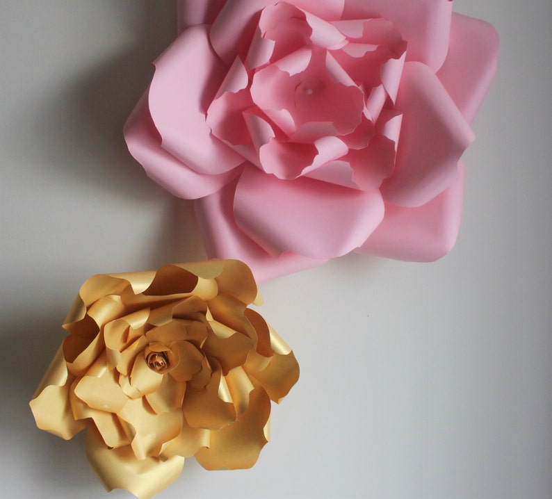 Gold Giant Paper Flower , Paper Backdrop ,wedding Flower Backdrop