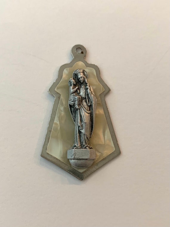 Saint Anne religious medallion, religious pendant… - image 2