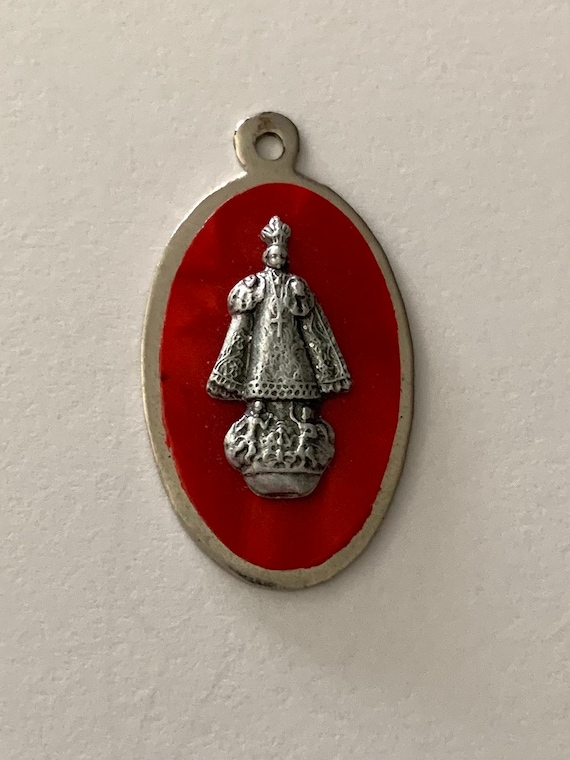 Infant Jesus of Prague, Vintage Religious pendant… - image 1