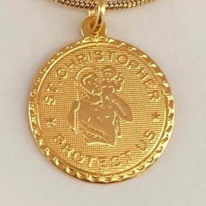 Saint Christopher religious pendant, Christian pendant, 14k gold plated 3/4&quot; pendant with a 14k gold plated snake chain