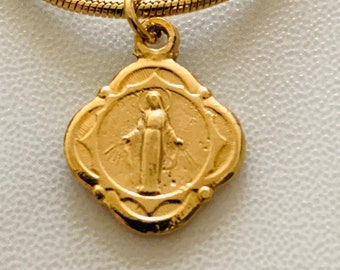 Vintage Miraculous Medal necklace, Marian medal, gold plated religious pendant, 5/8" pendant with a 14k gold plated snake chain