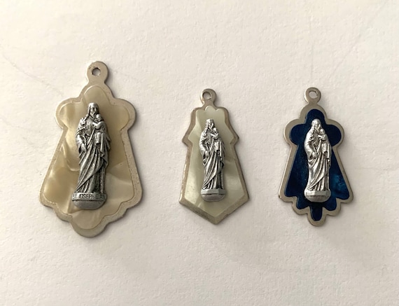 Saint Joseph pendant, Patron Saint religious meda… - image 1
