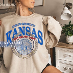 Limited University of Kansas (1865) crewneck sweatshirt, Vintage Style University of Kansas (1865) Shirt, USA University Shirt