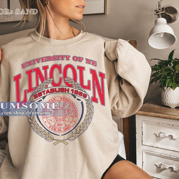 Limited University of Nebraska-Lincoln (1869) crewneck sweatshirt, Vintage Style University of Nebraska-Lincoln (1869) Shirt, USA University