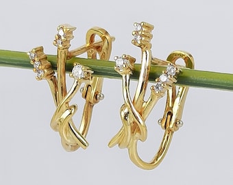 Unique diamond drop earrings in 18k yellow gold - Branch earrings - wire earring for women