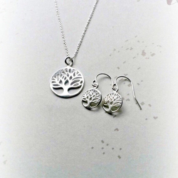 925 Sterling Silver Tree of Life Pendant and Chain Set With Blue Resin - 16