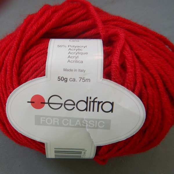 Gedifra Knitting Yarn in True Red    Batch #3  8 balls