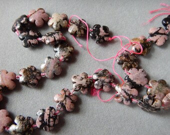 Carved flower-shaped Rhodonite beads  DS 4069