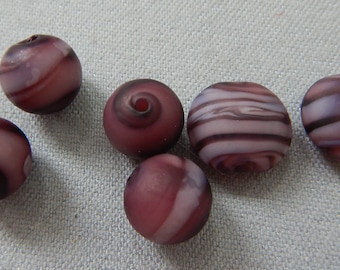 Purple and Mauve striped etched beads DS-1277