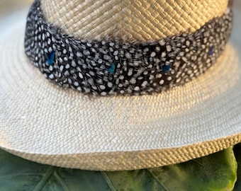 Hawaiian Feather Lei Hat Band, Lei Humu Papa - Blue Pheasant and