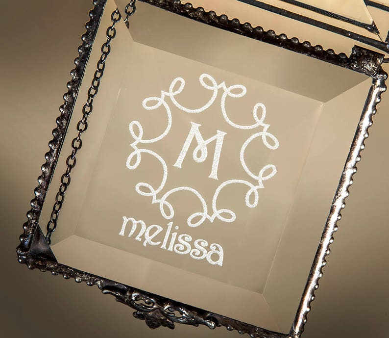 Personalized Gift Glass Jewelry Box Engraved Keepsake Monogrammed Gift for Bridesmaid Mother/'s Day Graduation Birthday Wedding Box326EB214-2