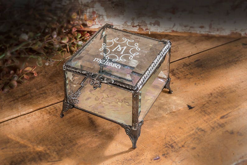Personalized Gift Glass Jewelry Box Engraved Keepsake Monogrammed Gift for Bridesmaid Mother/'s Day Graduation Birthday Wedding Box326EB214-2