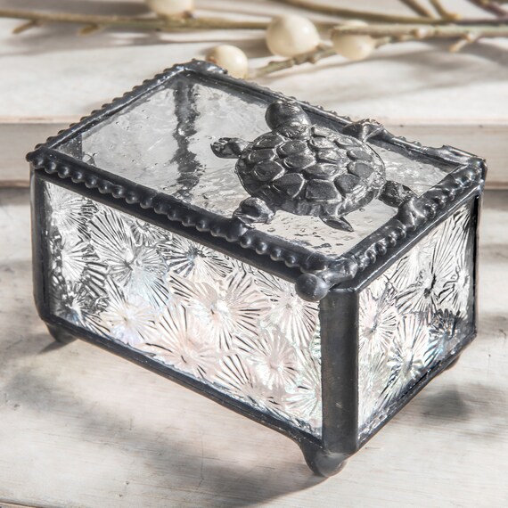 Turtle ring shop box