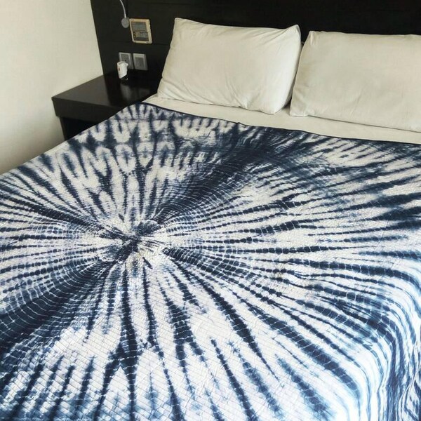 Blue - Shibori Tie-Dye Cotton Single Bedsheet (90 x 60 in) 14