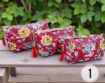 3er Set Gesteppte Kultur- & Kosmetiktaschen - Block bedruckte Blumen | Wasserdichtes Futter | Reise-Make-up-Beutel-Beutel-Set - Weihnachtsgeschenk