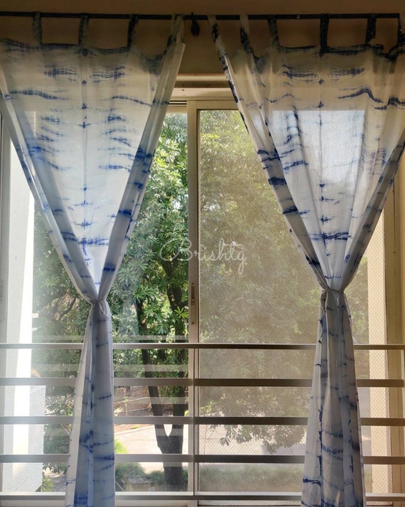 Cortinas de playa teñidas de corbata costera ventosa en blanco e índigo,  cortinas minimalistas escandinavas, paneles de cortina hygge -  España