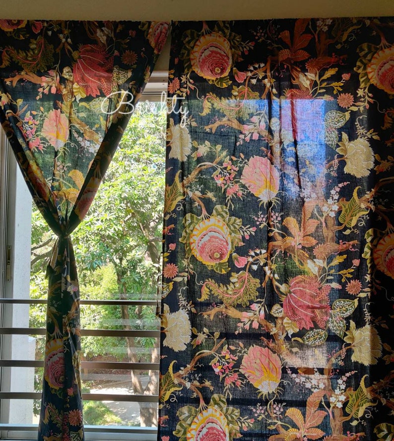 Black vintage style floral cottage curtains, bold botanical curtains with tie backs, shabby chic drapes, can be customised 画像 4