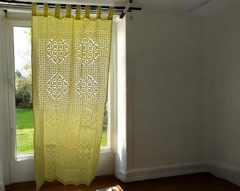 Applique curtain