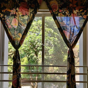 Black vintage style floral cottage curtains, bold botanical curtains with tie backs, shabby chic drapes, can be customised 画像 6