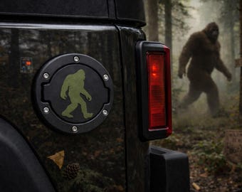 Bigfoot w 3D - Czarny z wojskową zielenią do Jeepa Wranglera JK/JKU, pokrywa wlewu paliwa - Superbohater - Sasquatch Urban Myth Bigfoot