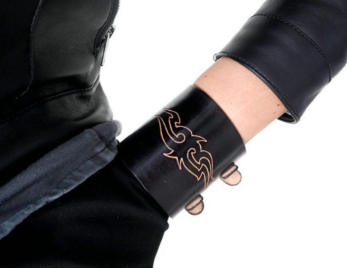 ダレンシモニアン ブラックボール ブレスレット ジョニー デップ 最終価格 Darren Simonian Black Bone Bracelet : CHARCOAL*GREEN BLOG NEWS