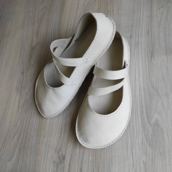 Chaussures pieds nus pour femmes en cuir blanc, chaussures plates aux pieds nus de taille personnalisée, chaussures de ballet, chaussures à bout large pour femmes, chaussures minimalistes pour la mariée