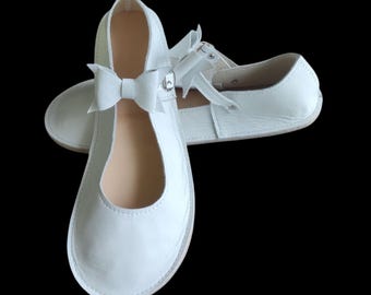 Białe skórzane balerinki Barefoot, szeroki nosek, buty z zerowym spadkiem