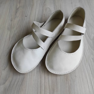White leather women barefoot shoes, Custom size Barefoot flats, Ballet shoes, Women Wide toe box shoes, Minimalist shoes for bride image 5