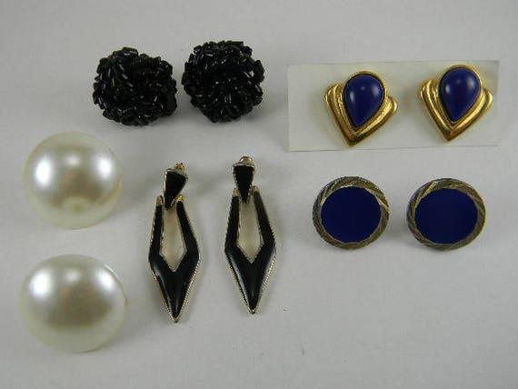 Vintage Pierced Earrings Lot - image 1
