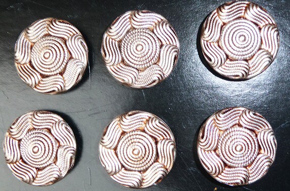 yet rather Strange Vintage Buttons 6 Big 2.3cm Impressive