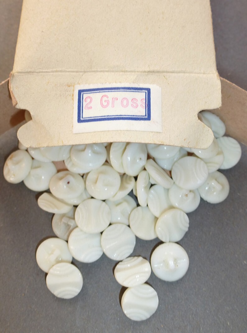Vintage WHITE 1.4cm Glass Buttons 288 2 Gross WHOLESALE